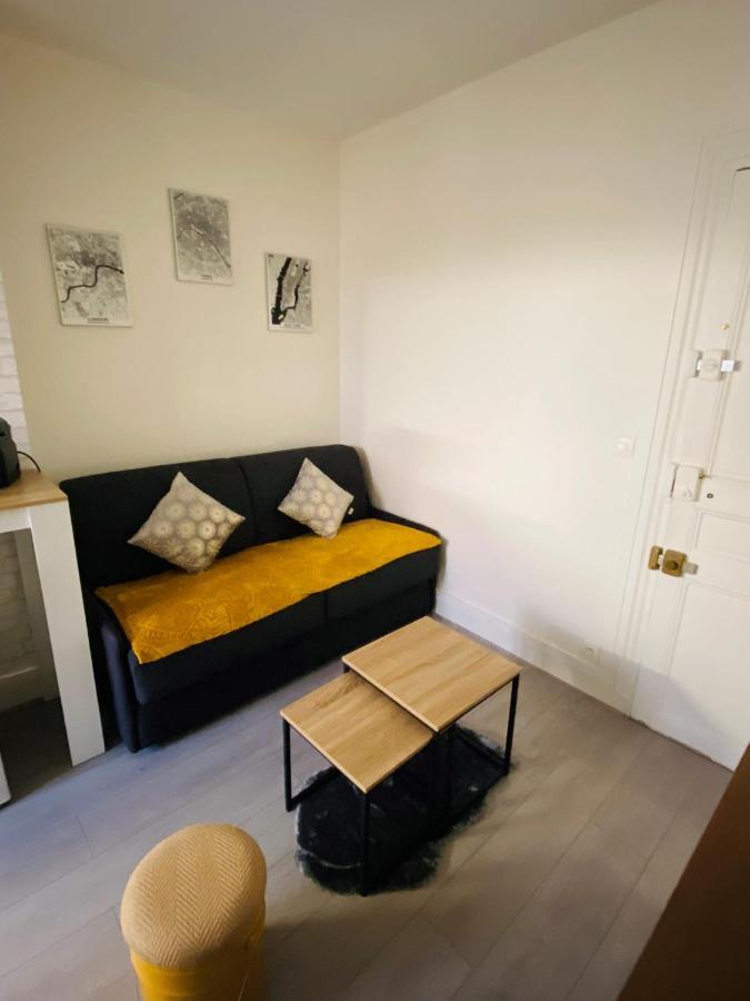 Enghien-Les-Bains: Studio Au Coeur Du Centre Ville. Buitenkant foto